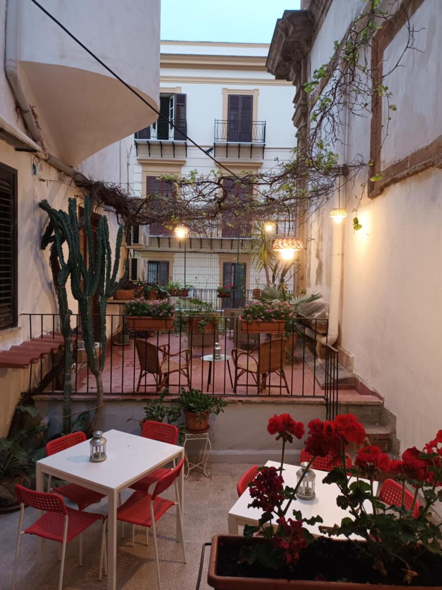 Palazzo Del Bono Suites 팔레르모 외부 사진